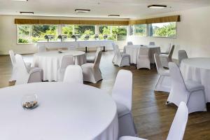 clarion inn surfrider resort