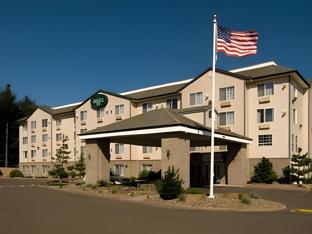 holiday inn express and suites lincoln city by ihg