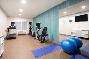 holiday inn express and suites lincoln city by ihg