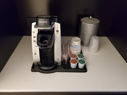 holiday inn express and suites lincoln city by ihg
