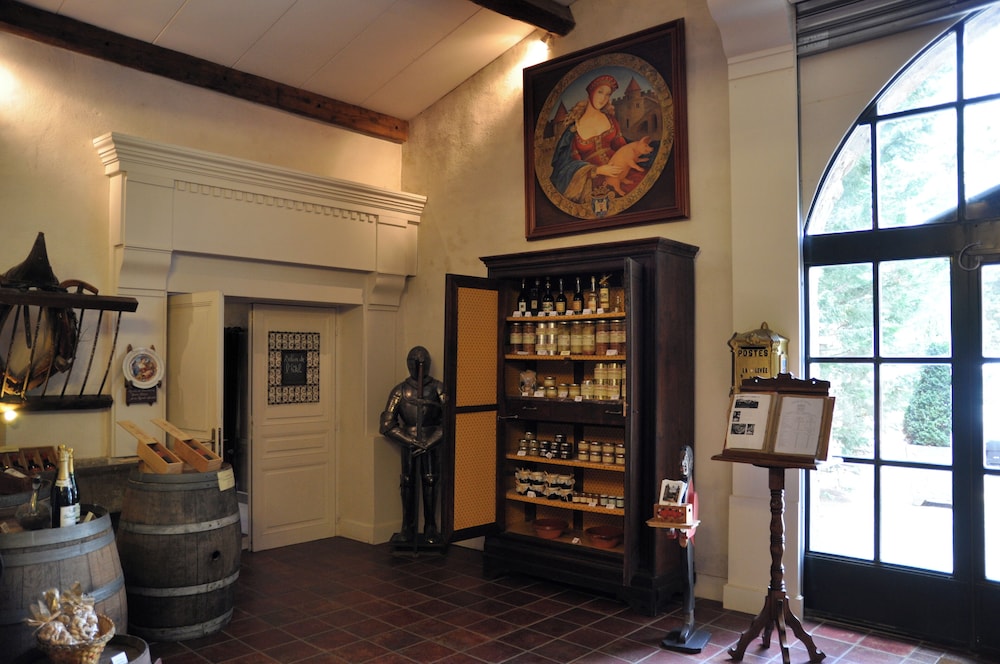 hotel chateau de cavanac