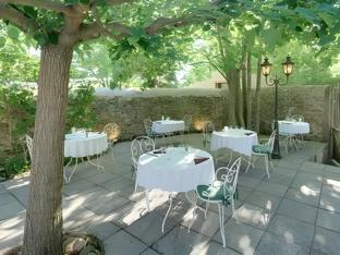 hotel chateau de cavanac