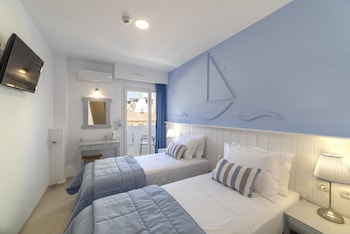 naiades marina hotel