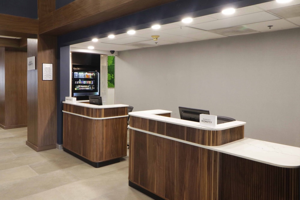 courtyard by marriott monterrey airport