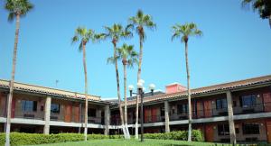 hotel colonial mexicali