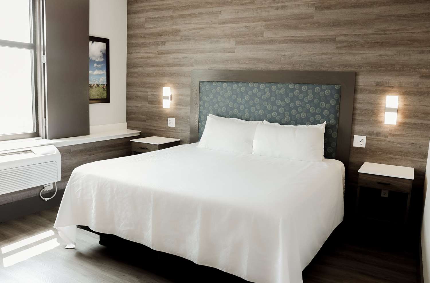 the oread lawrence tapestry collection by hilton