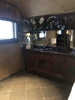border house at crystal bay casino