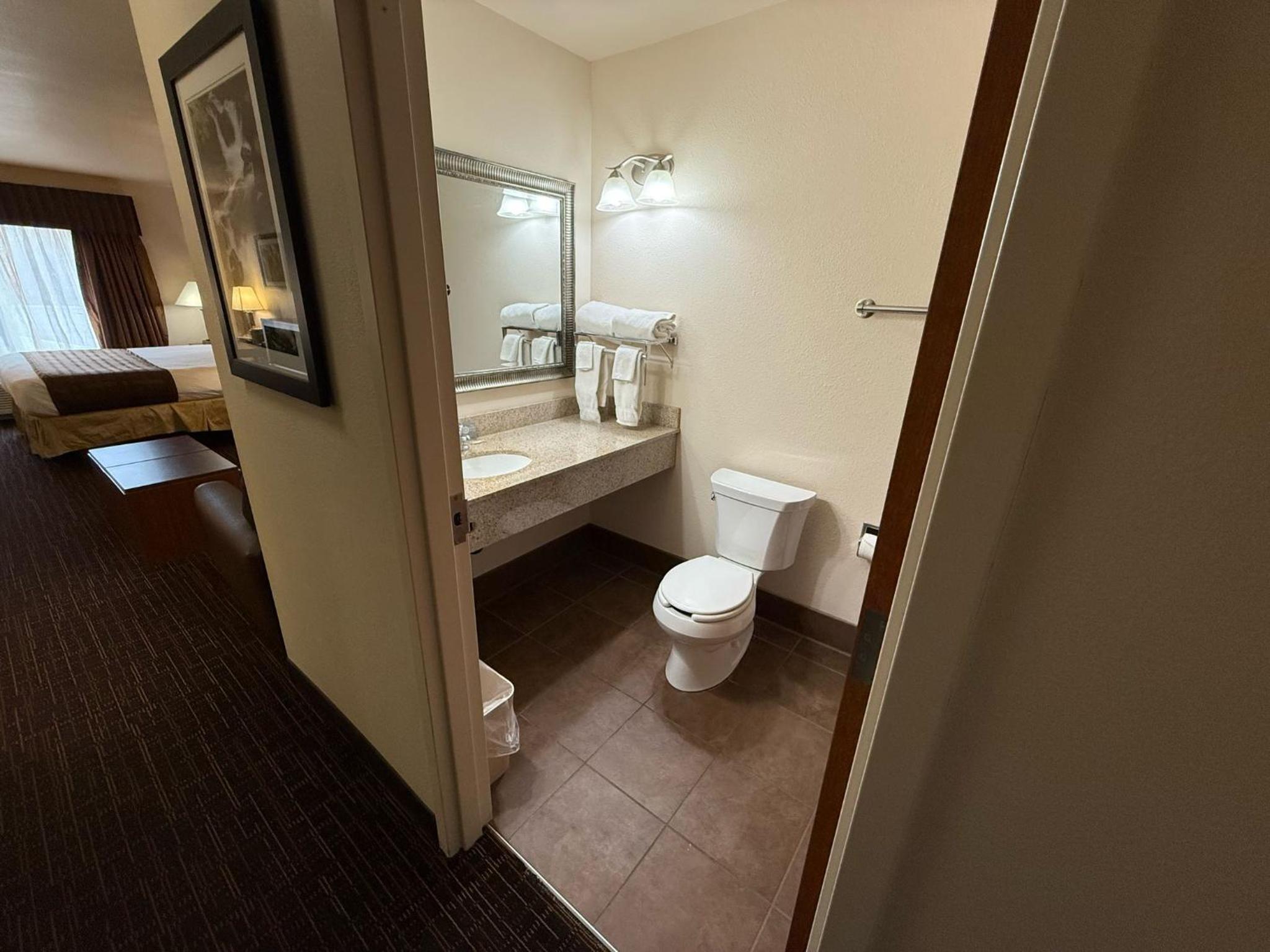 richland inn and suites