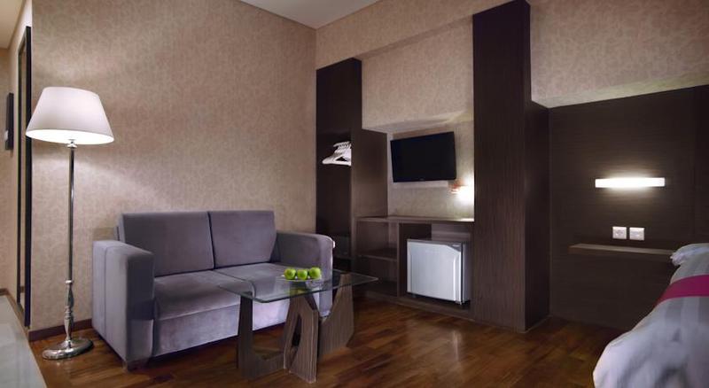 favehotel graha agung surabaya