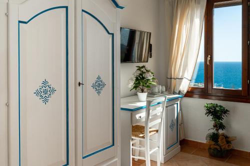 hotel trinita dei corsari