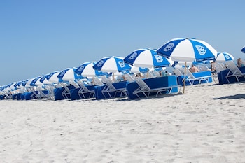 greenview hotel by lowkl