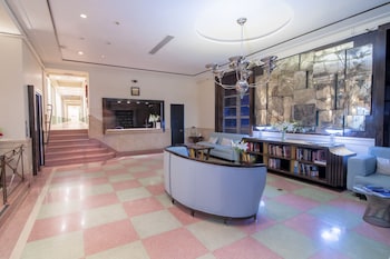 greenview hotel by lowkl