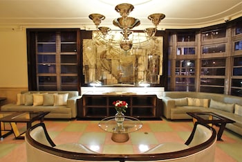 greenview hotel by lowkl