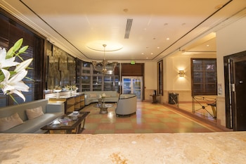 greenview hotel by lowkl