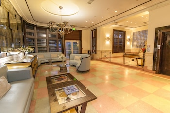 greenview hotel by lowkl