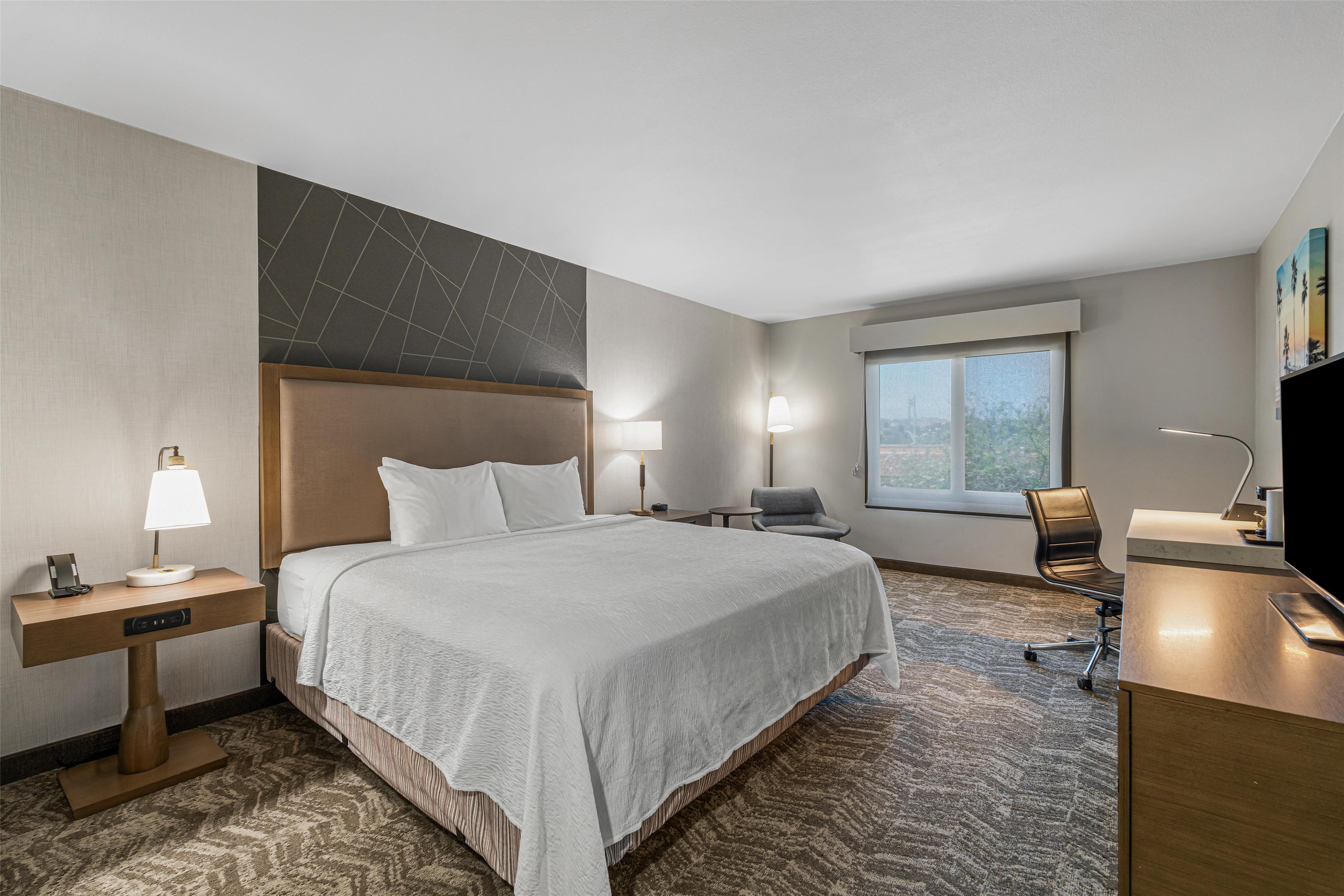 holiday inn express and suites valencia santa clarita