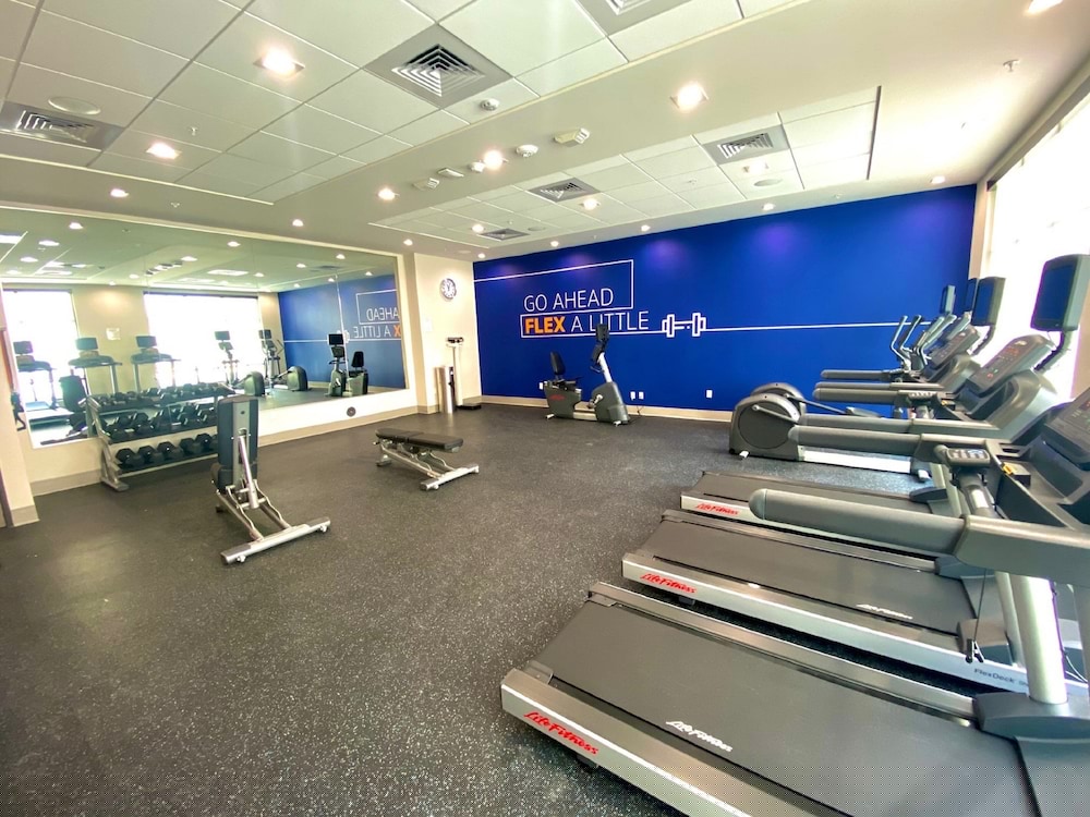 holiday inn express and suites valencia santa clarita
