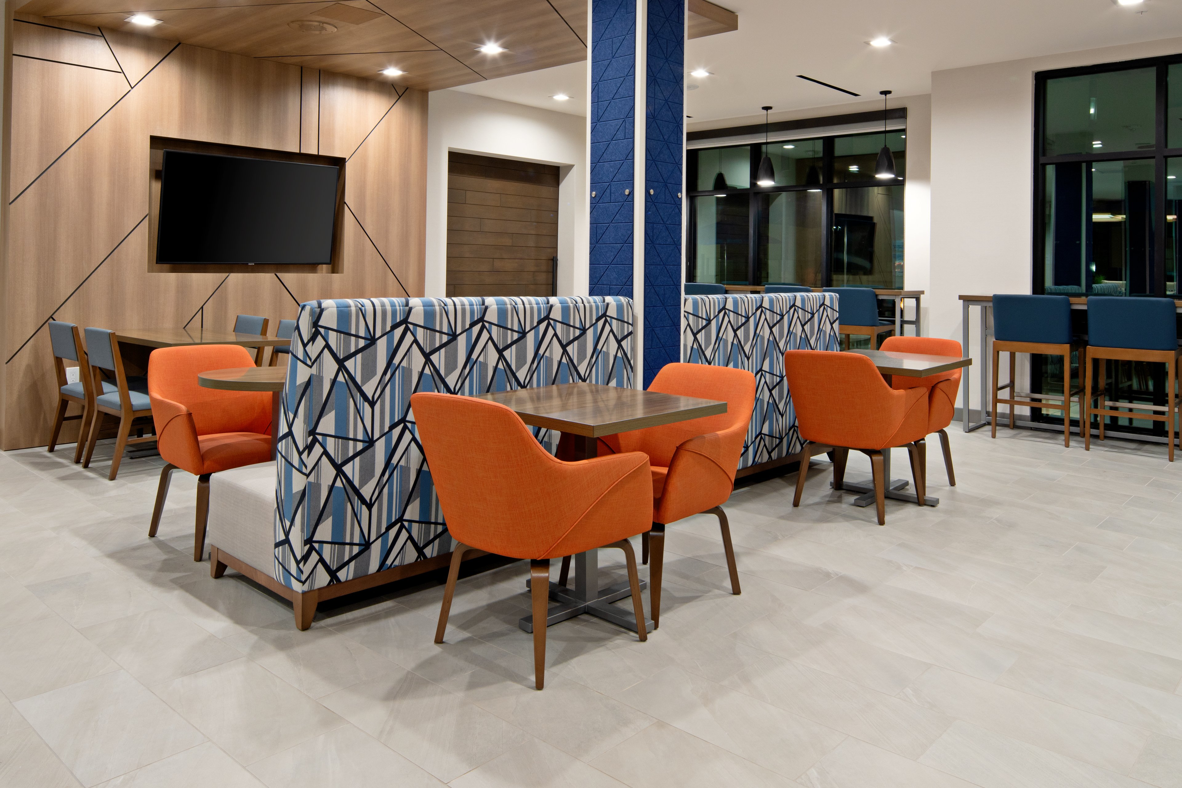 holiday inn express and suites valencia santa clarita