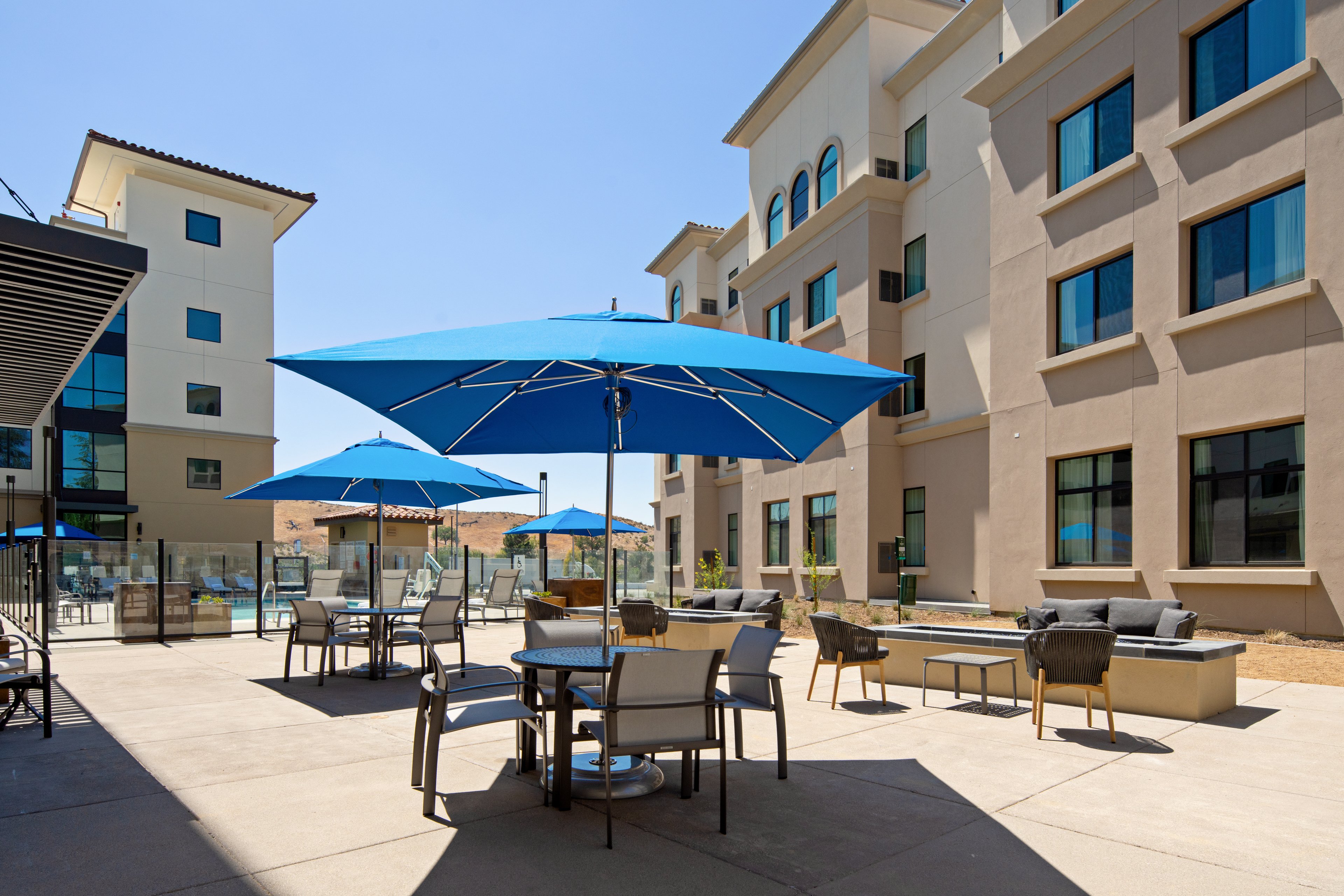 holiday inn express and suites valencia santa clarita