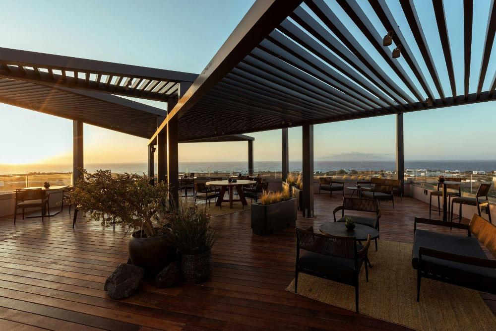 domes novos santorini autograph collection