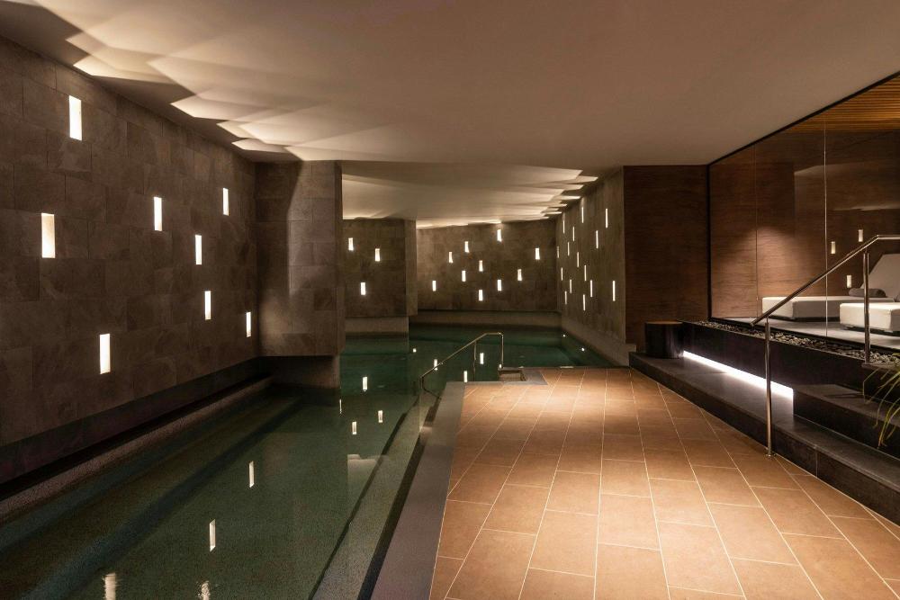 domes novos santorini autograph collection