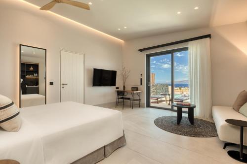 domes novos santorini autograph collection