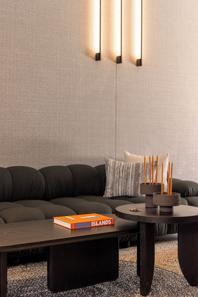 domes novos santorini autograph collection