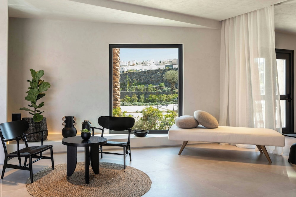 domes novos santorini autograph collection