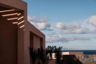 domes novos santorini autograph collection