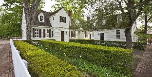 colonial houses an official colonial williamsburg hotel