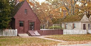 colonial houses an official colonial williamsburg hotel