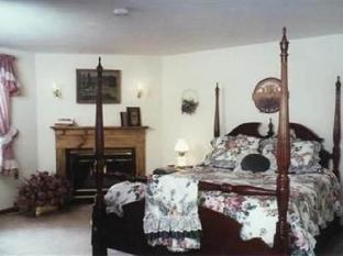 sturbridge country inn