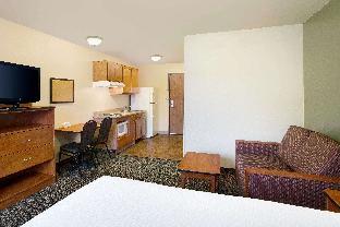 woodspring suites richmond west i 64