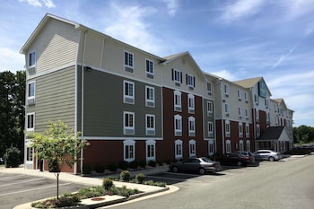 woodspring suites richmond west i 64