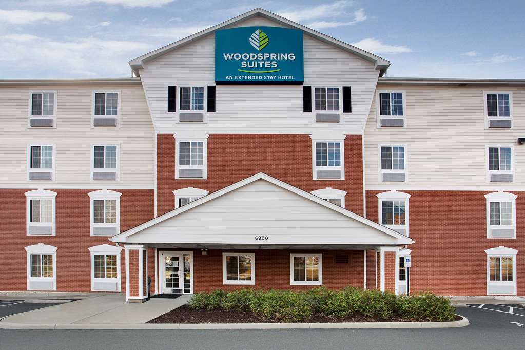 woodspring suites richmond west i 64