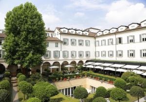 Four Seasons Hotel Milano,Milan Centre>>Milan,5 star
