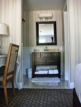 the milestone inn