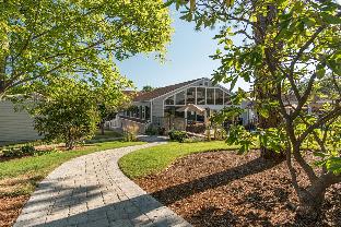 rockport inn and suites