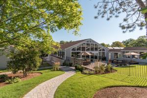 rockport inn and suites