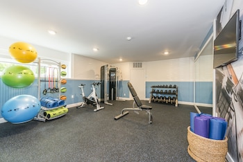 rockport inn and suites
