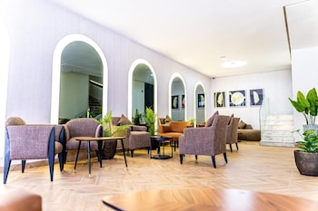 hotel les ambassadeurs