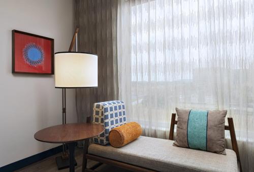 hotel indigo irving las colinas an ihg hotel