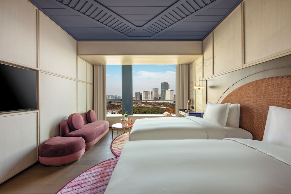 hotel indigo wuxi taihu new city an ihg hotel