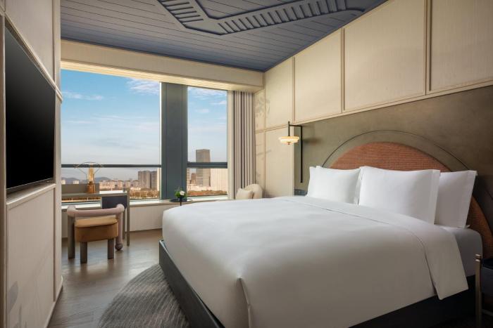 hotel indigo wuxi taihu new city an ihg hotel