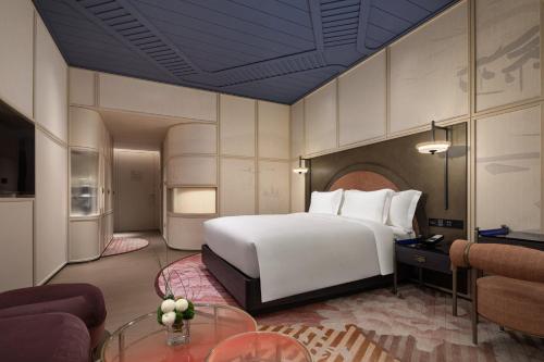 hotel indigo wuxi taihu new city an ihg hotel
