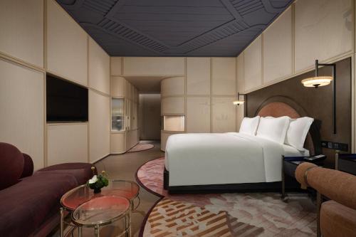 hotel indigo wuxi taihu new city an ihg hotel