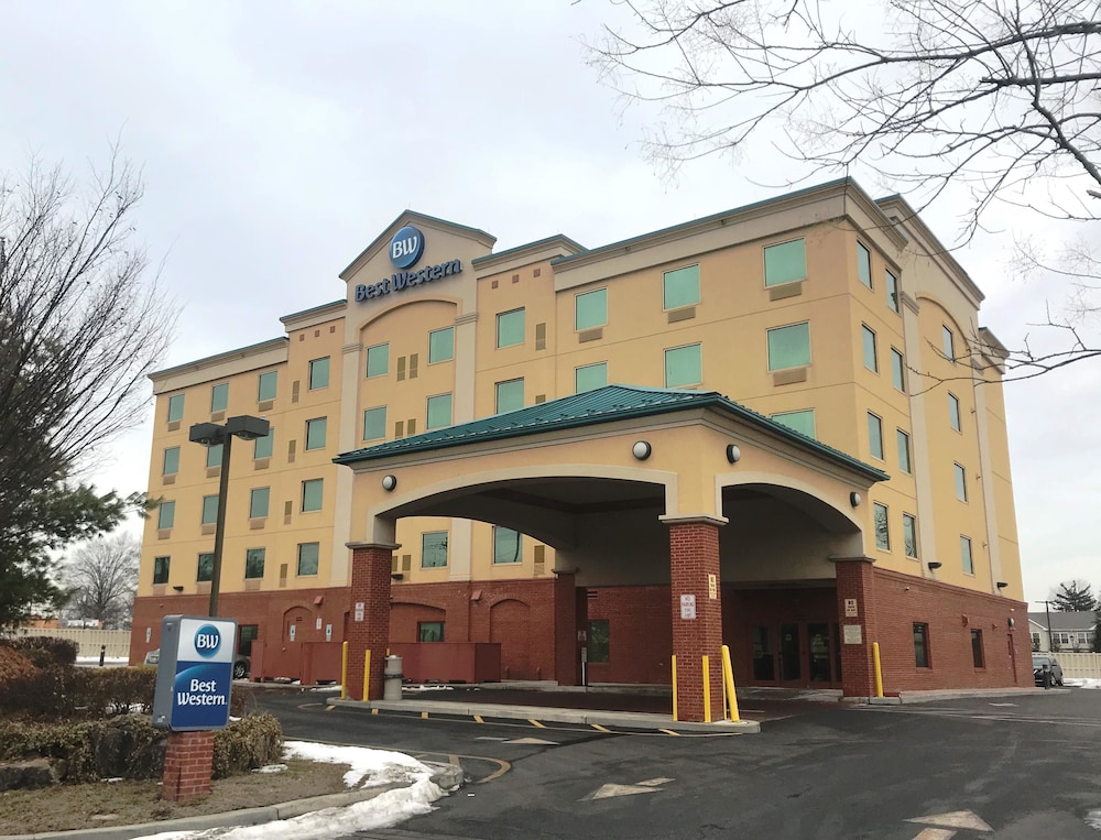 spark by hilton rahway