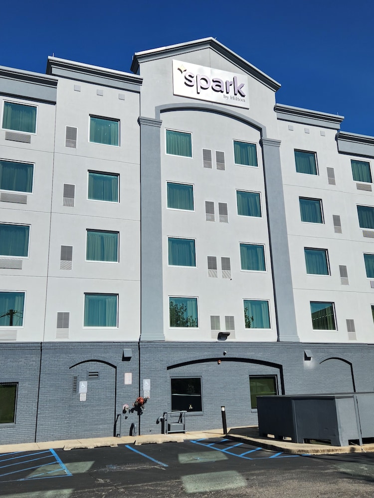 spark by hilton rahway