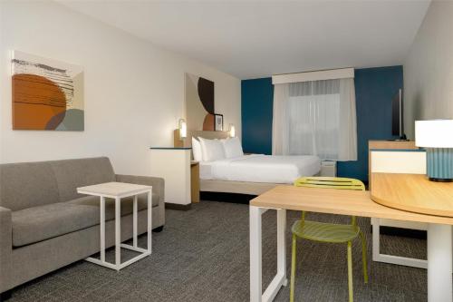 spark by hilton rahway