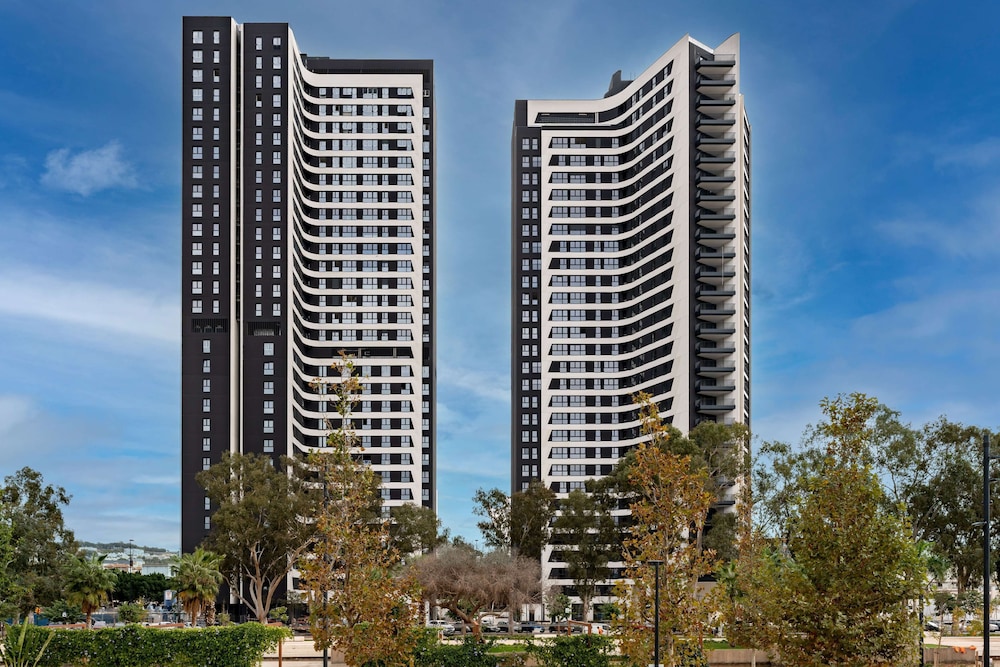 hampton by hilton malaga martiricos